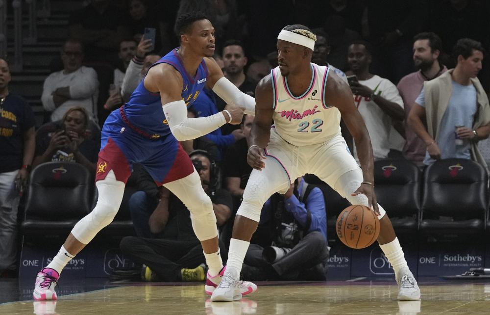 在比分领先 在比分领先