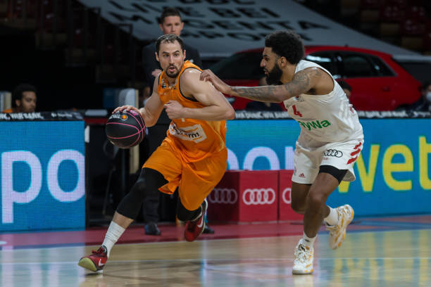 锋线上拥有 锋线上拥有