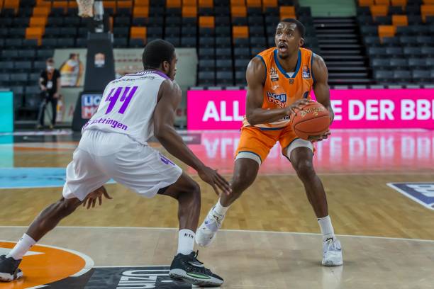 及行业影响 及行业影响