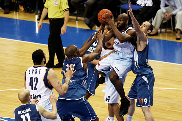 尤文跟队谈 尤文跟队谈