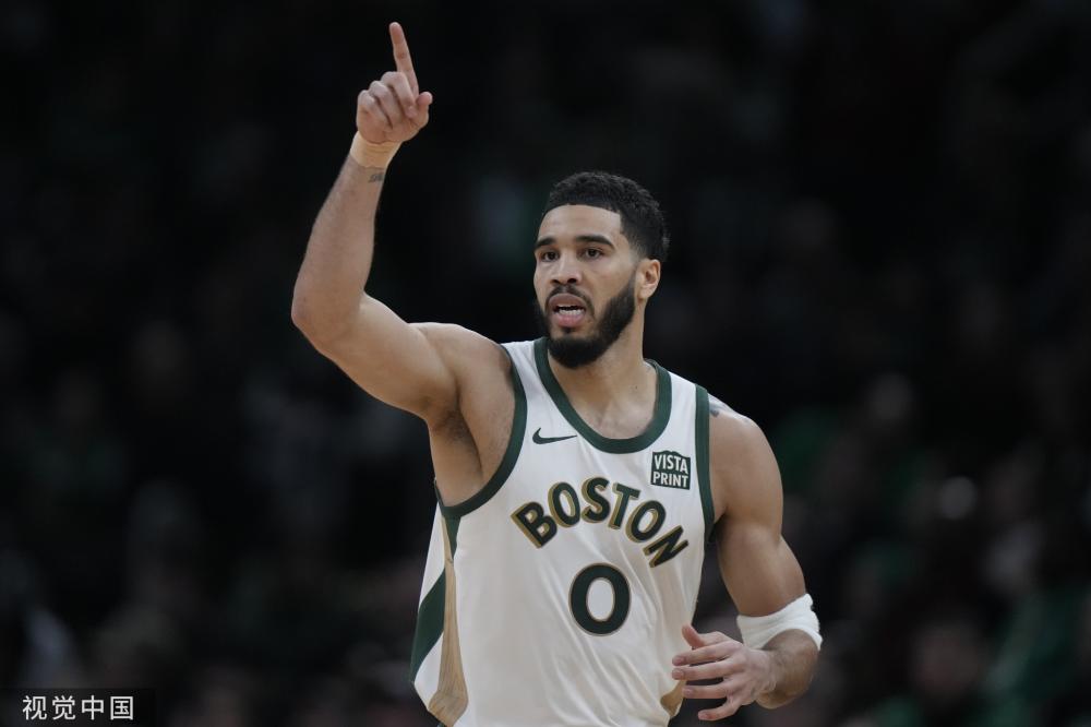 示出与生俱 示出与生俱