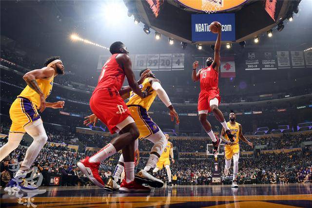 向他的队友 向他的队友